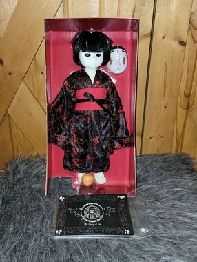 ​Vtg 2005 Little Apple Dolls IRAE Series 2 NRFB Rare Goth Art Doll